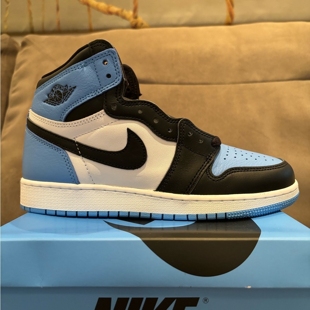 Jordan 1 High OG UNC Toe